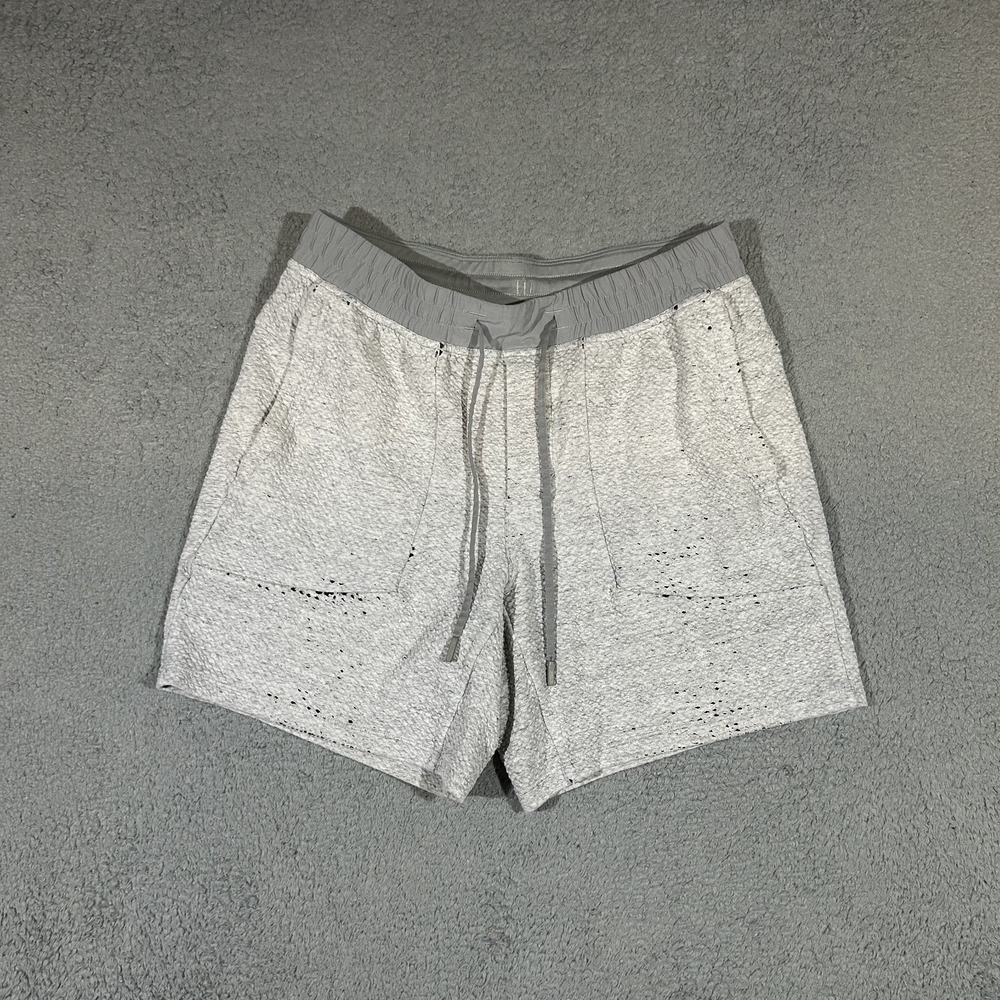 Lululemon At Ease Shorts Heathered Light Grey Men's Large #4003